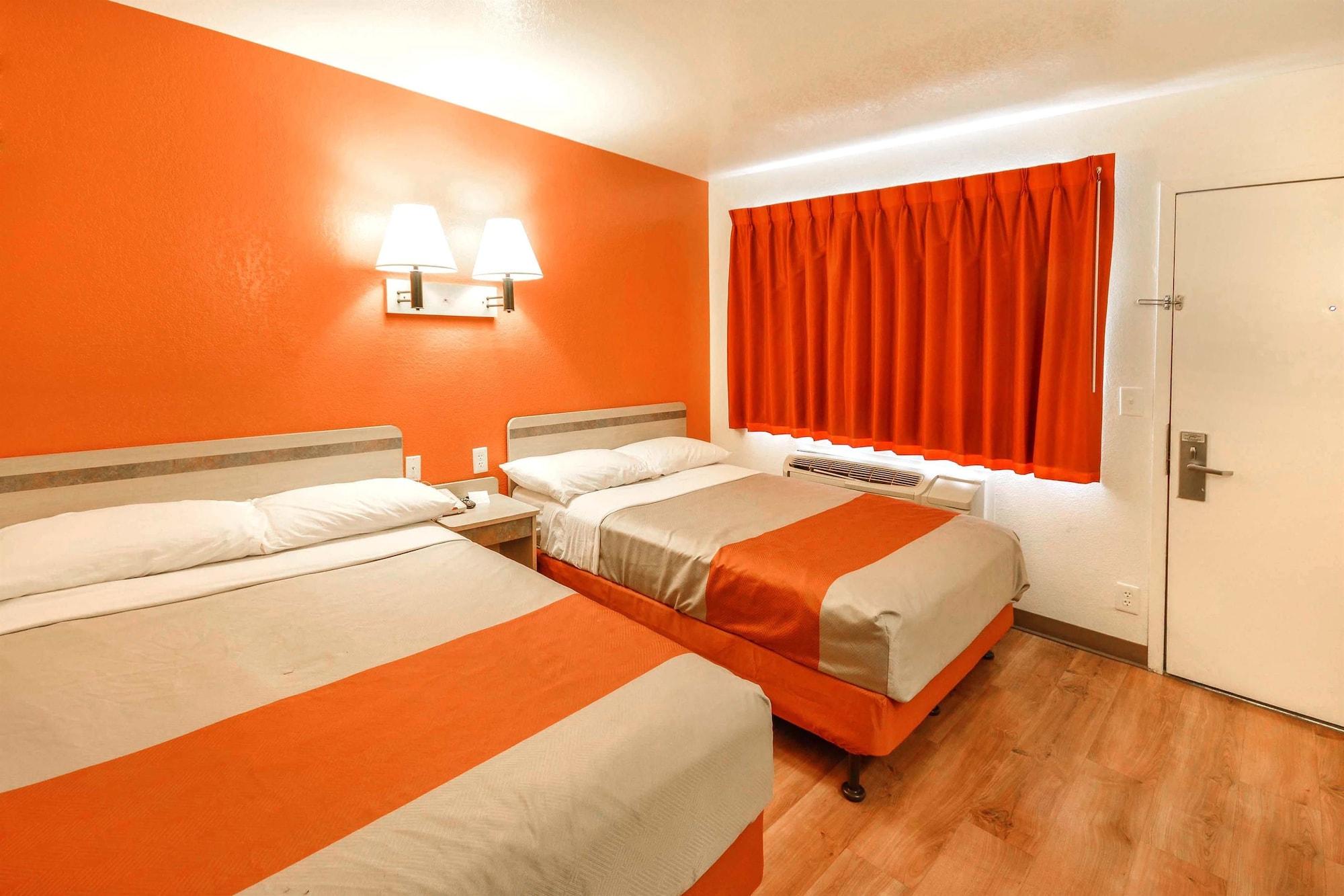 Motel 6-Huntsville, Tx Екстериор снимка
